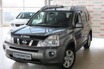 2010 Nissan X-Trail Pictures