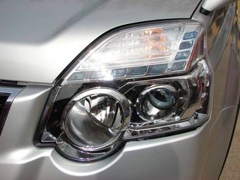 2010 Nissan X-Trail Pictures