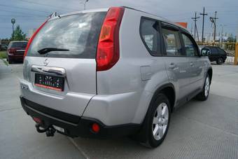 2010 Nissan X-Trail Pictures