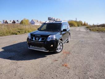 2011 Nissan X-Trail Photos