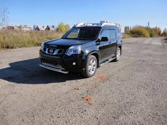 2011 Nissan X-Trail Images