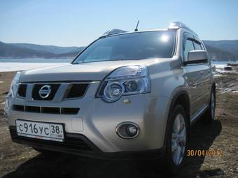 2011 Nissan X-Trail Photos