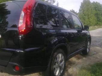 2011 Nissan X-Trail Photos