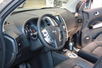 2012 Nissan X-Trail Photos