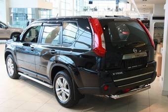 2012 Nissan X-Trail Photos