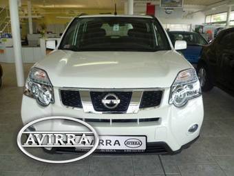 2012 Nissan X-Trail Photos