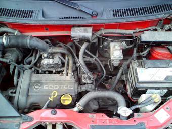 2001 Opel Agila Pictures