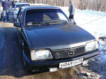 1985 Opel Ascona Photos