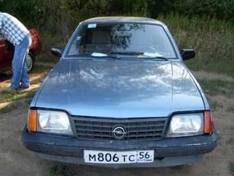 1987 Opel Ascona Images
