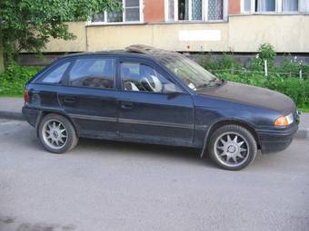 1991 Opel Astra Photos