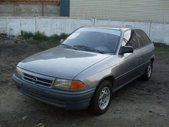 1992 Opel Astra Photos