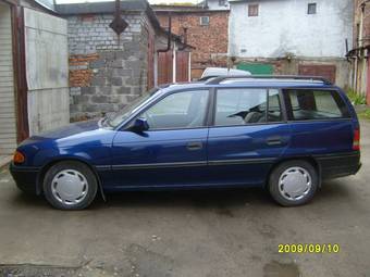 1992 Opel Astra Pictures