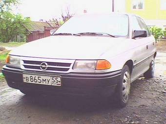 1993 Opel Astra Photos