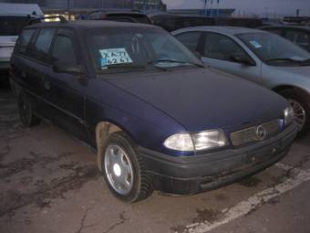 1995 Opel Astra Pictures