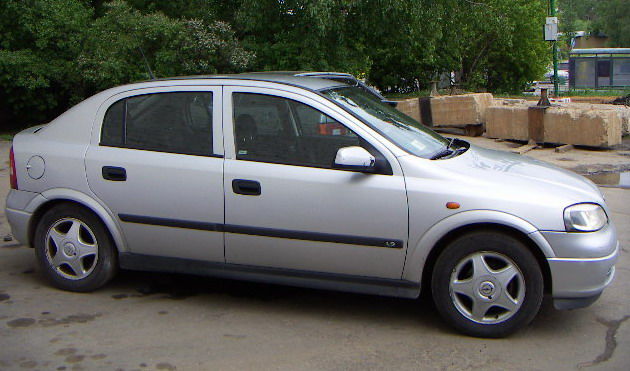 1998 Opel Astra