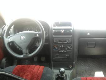 2002 Opel Astra Pictures