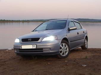 2002 Opel Astra Pictures