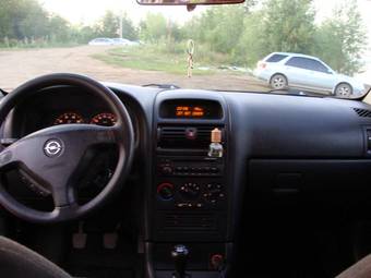 2002 Opel Astra Pictures