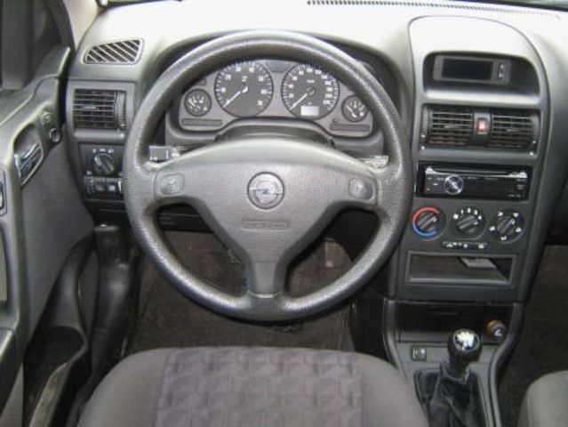 2003 Opel Astra