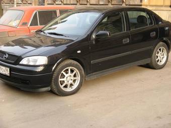 2003 Opel Astra Pictures