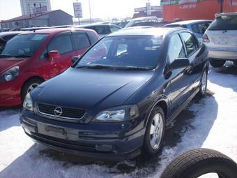2003 Opel Astra Pictures