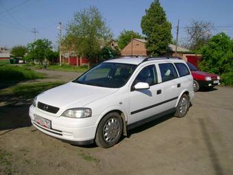 2003 Opel Astra Pictures