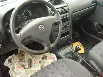 2003 Opel Astra Pictures
