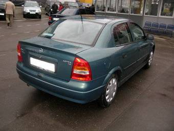 2003 Opel Astra Pictures