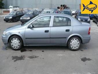 2003 Opel Astra Pictures