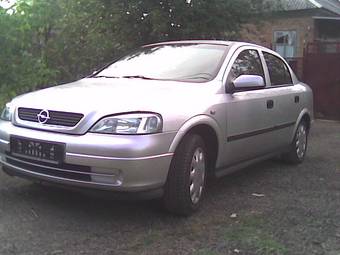 2003 Opel Astra Pictures