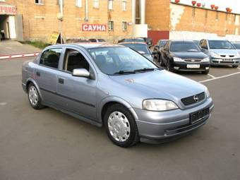 2003 Opel Astra Pictures