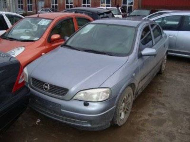 2004 Opel Astra