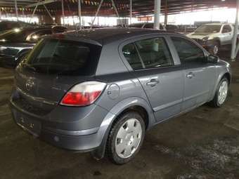 2004 Opel Astra Photos