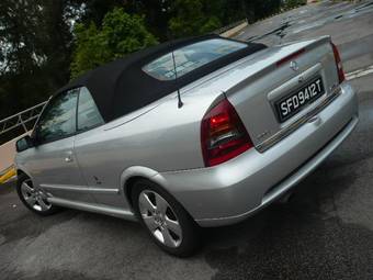 2004 Opel Astra Pictures