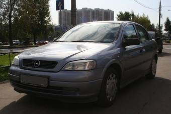 2004 Opel Astra Pics