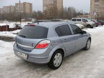 2005 Opel Astra Pics