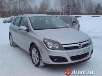 2005 Opel Astra Photos