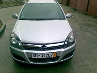 2005 Opel Astra Pictures
