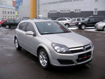 2005 Opel Astra Pics