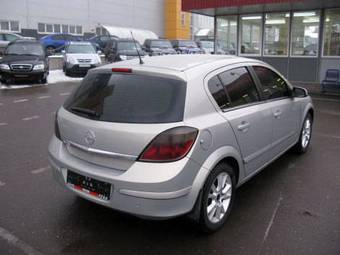 2005 Opel Astra Pictures