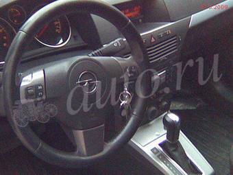 2005 Opel Astra Pictures