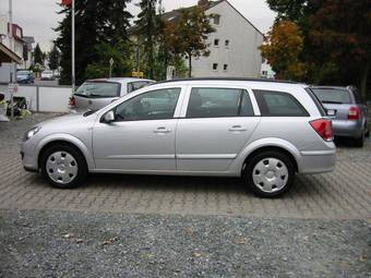 2005 Opel Astra Pictures