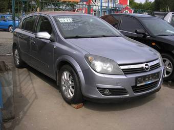 2005 Opel Astra Pictures