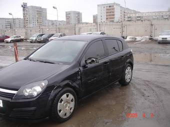 2005 Opel Astra Pictures