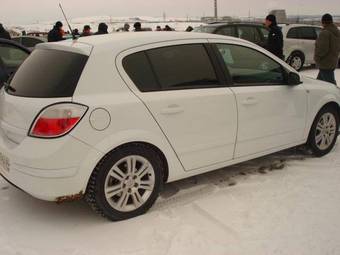 2005 Opel Astra Pictures