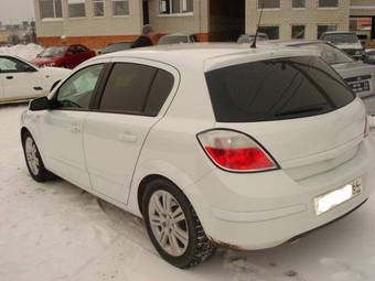 2005 Opel Astra Photos