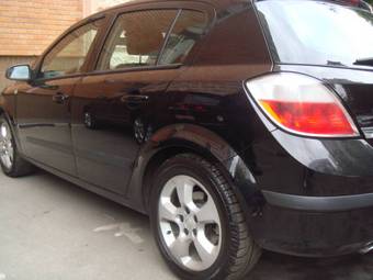 2005 Opel Astra Pictures