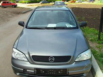 2005 Opel Astra Photos