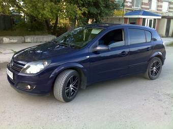2005 Opel Astra Photos