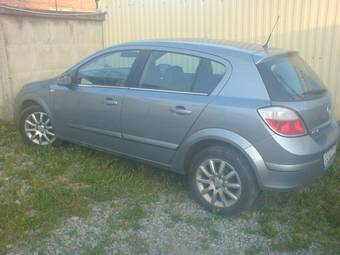 2005 Opel Astra Pictures